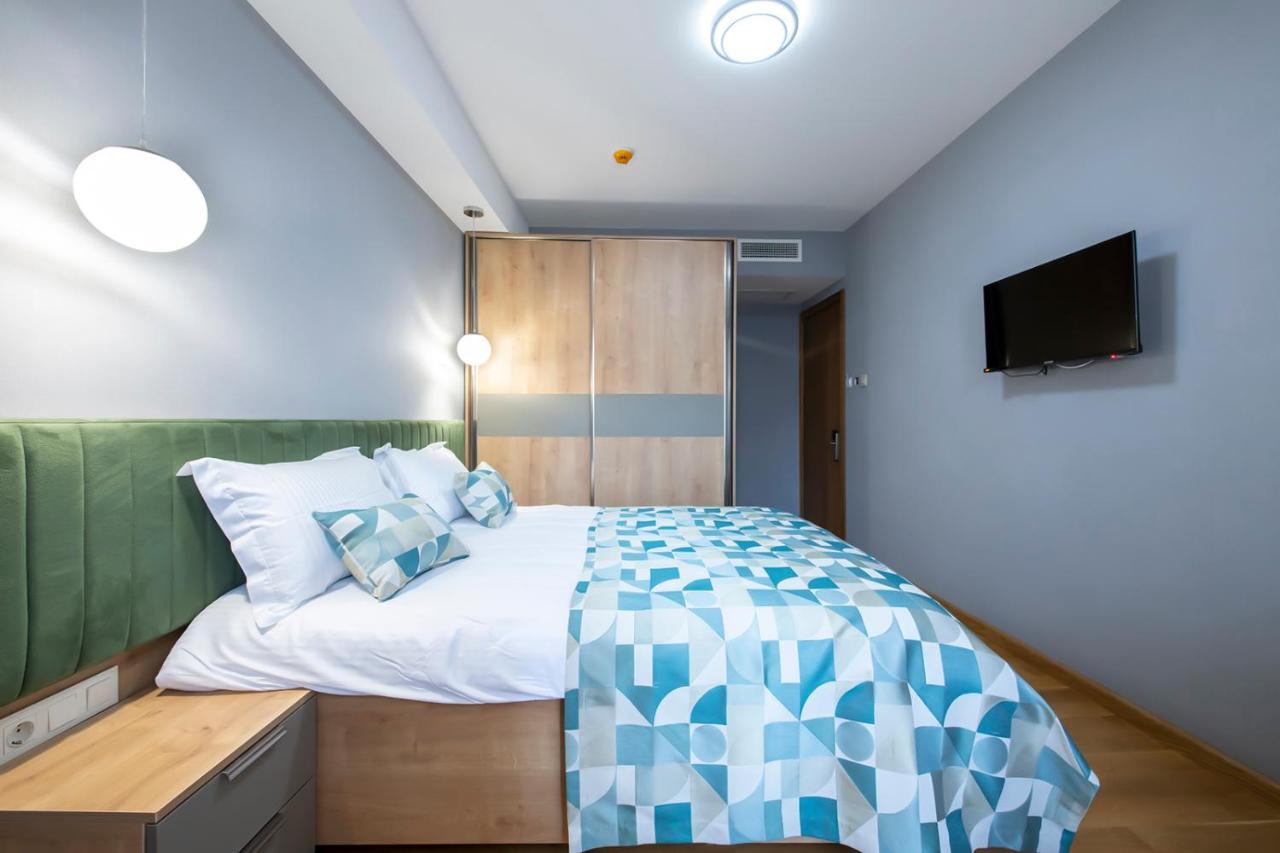 Hotel Solo Тбілісі Екстер'єр фото