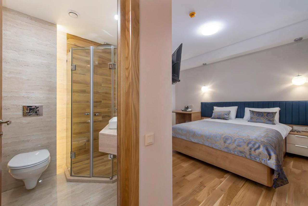 Hotel Solo Тбілісі Екстер'єр фото