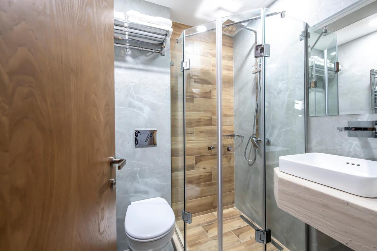 Hotel Solo Тбілісі Екстер'єр фото