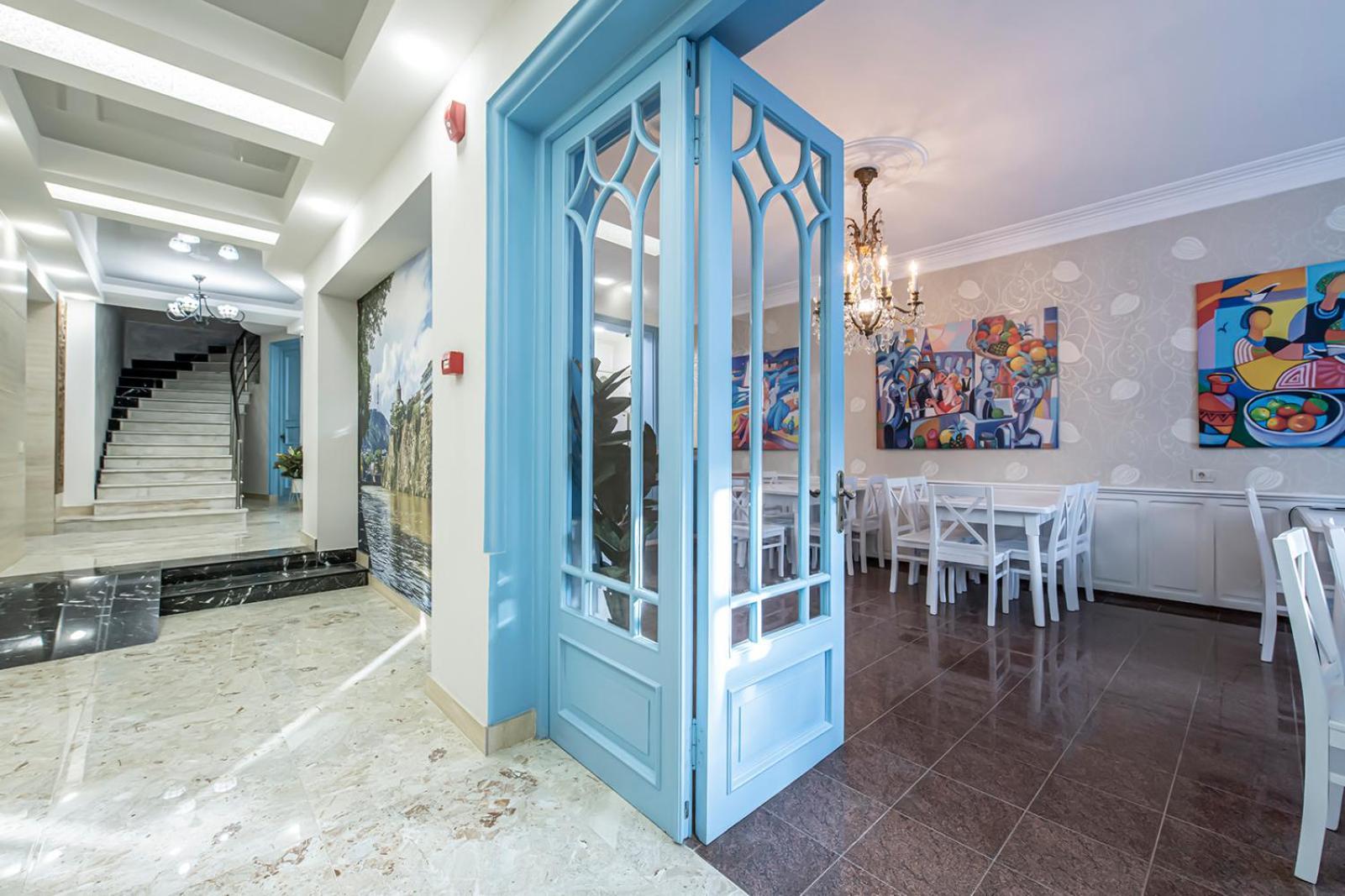 Hotel Solo Тбілісі Екстер'єр фото